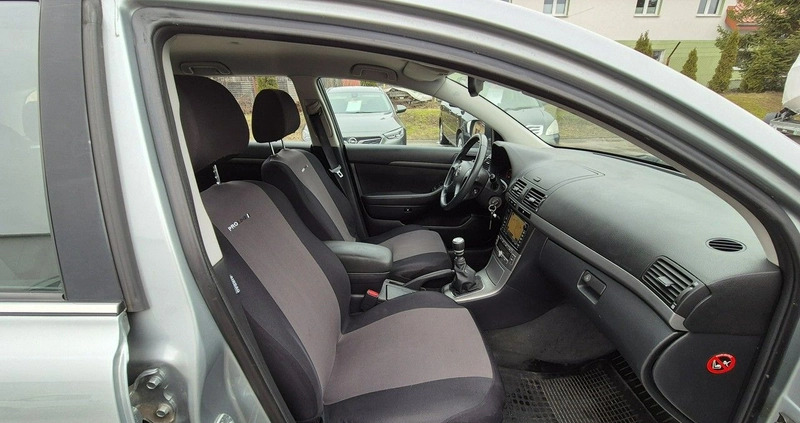 Toyota Avensis cena 13900 przebieg: 253680, rok produkcji 2008 z Katowice małe 121